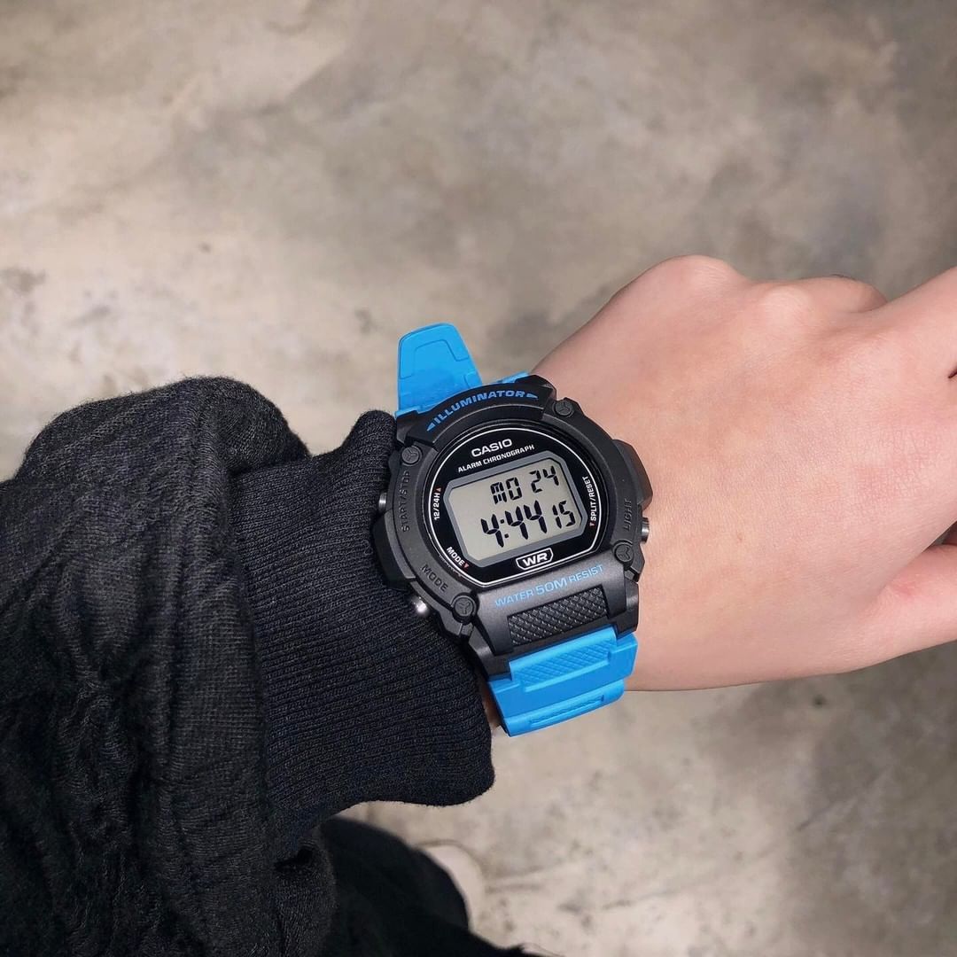Reloj Casio W219H-2A2V Correa de Resina - Imagen 3