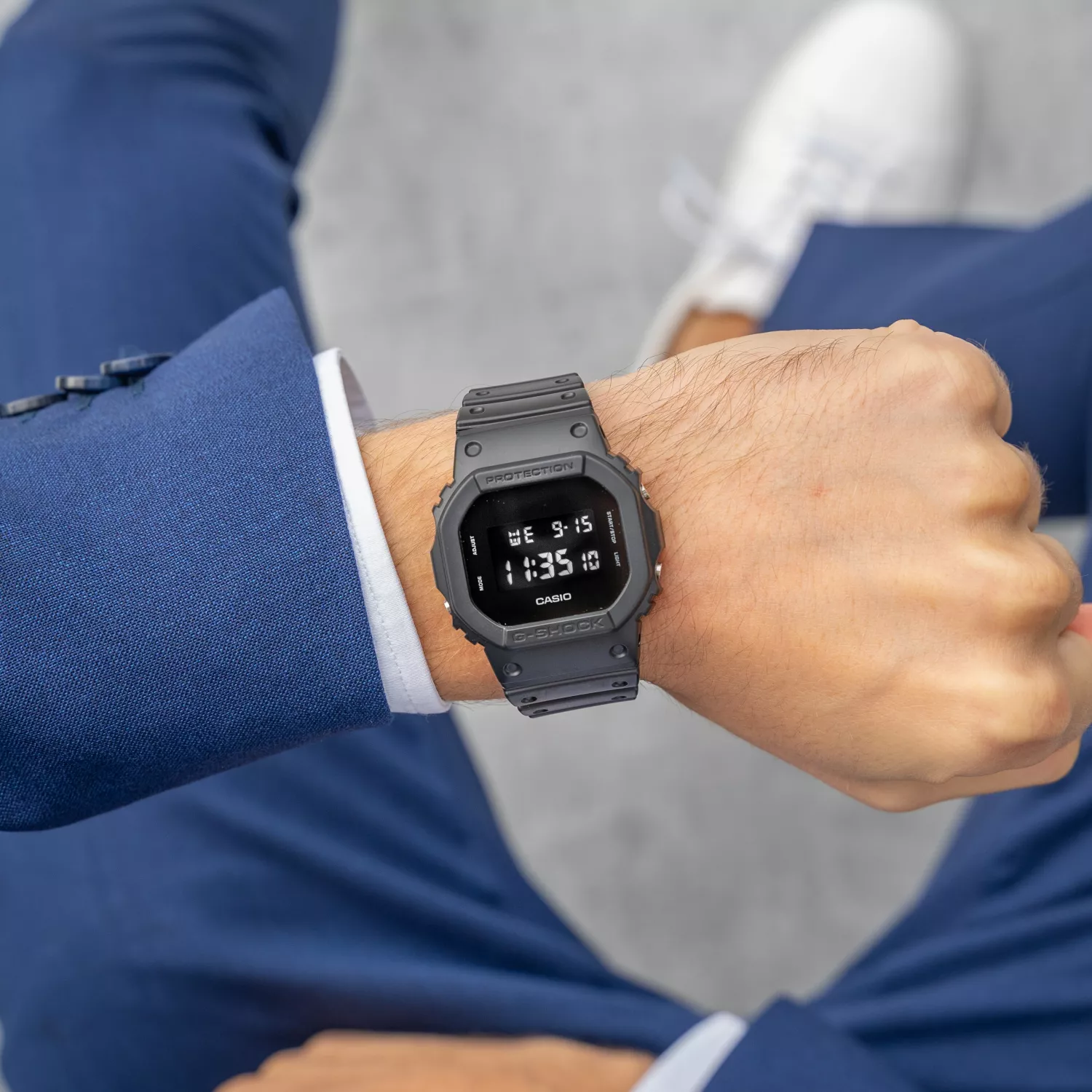 Reloj Casio G-Shock de Hombre DW5600BB-1 Negro - Imagen 4