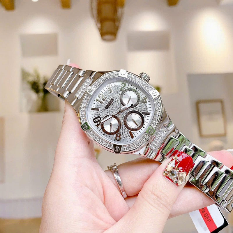 Reloj Guess GW0558L1 Duchess Femenino Plateado - Imagen 2