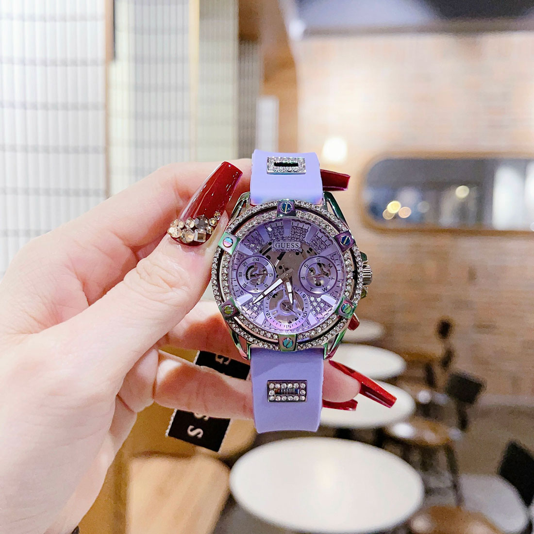 Reloj Guess GW0536L4 Color Lila para Dama - Imagen 5