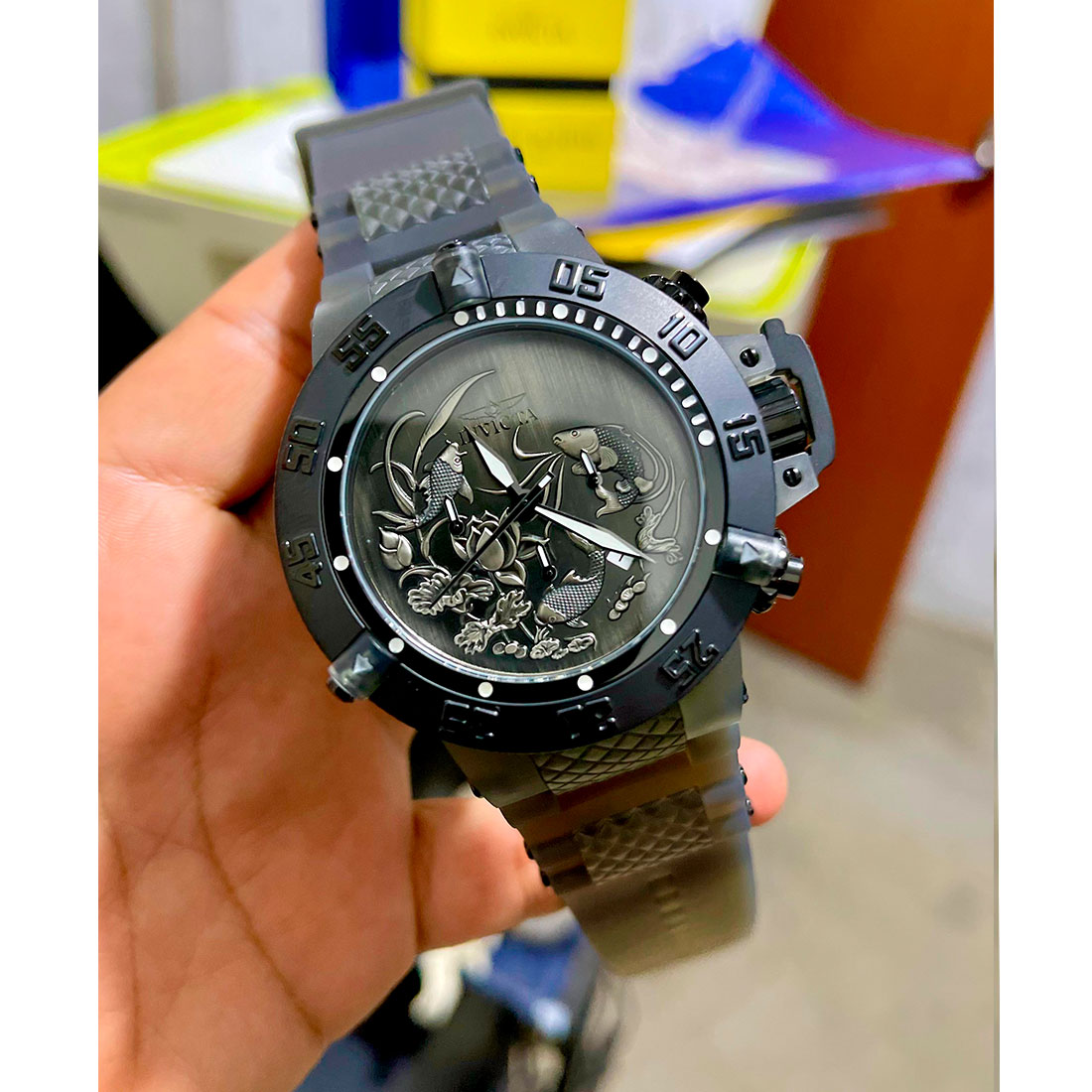 Reloj Invicta Subaqua 37040 de Hombre Alto Relieve - Imagen 3