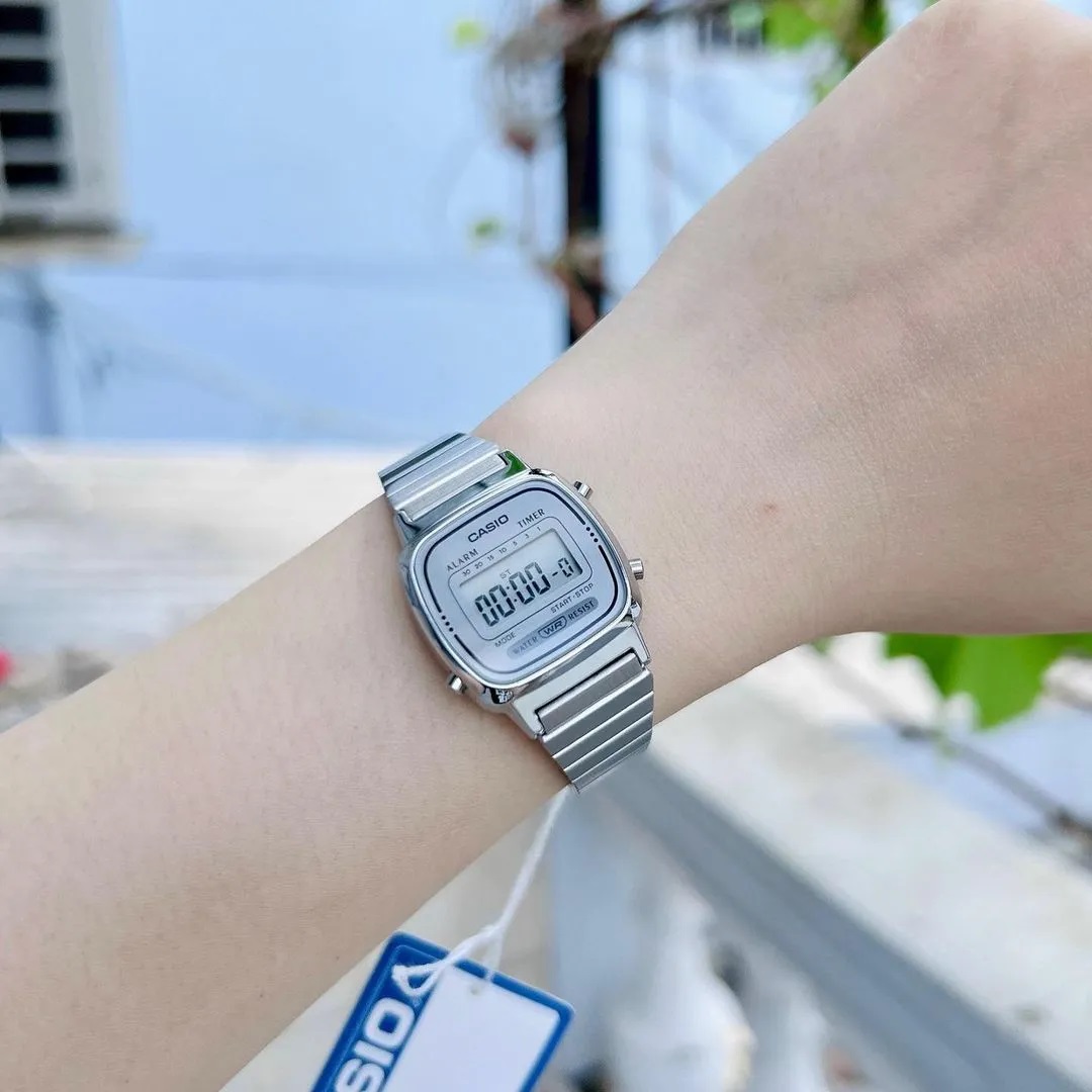 Reloj Casio Retro de Dama LA670WA-7D - Imagen 5
