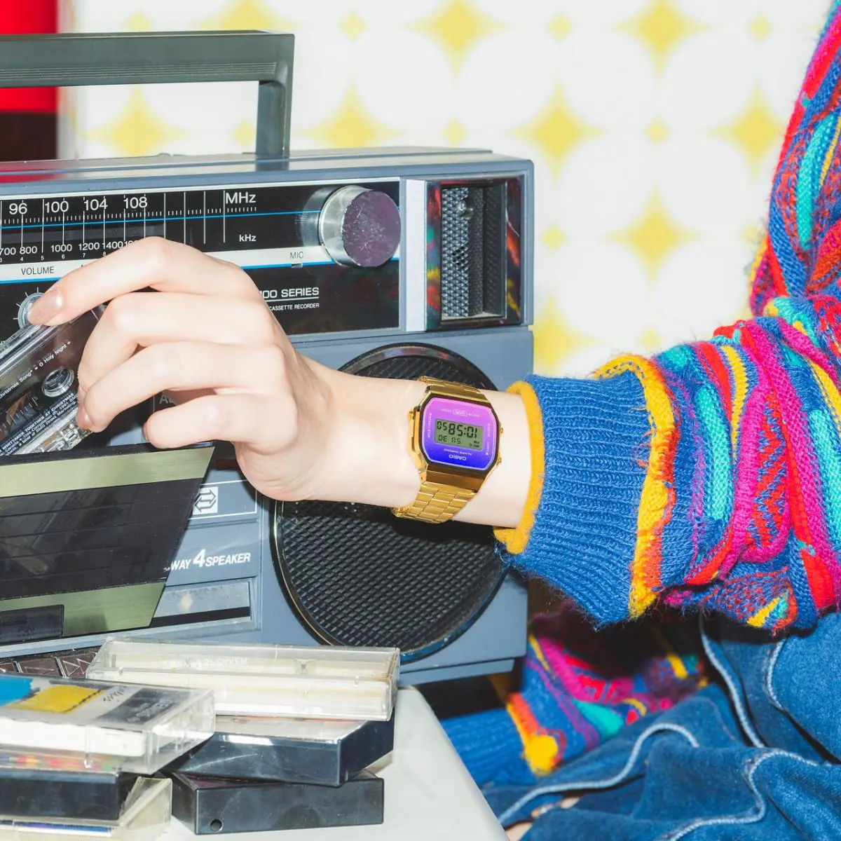 Reloj Casio A168WERG-2A Retro Dorado - Imagen 6