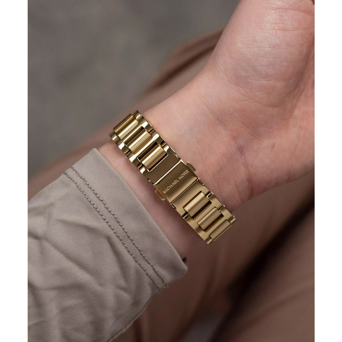 Reloj Michael Kors Sage MK4805 Dorado Femenino - Imagen 5