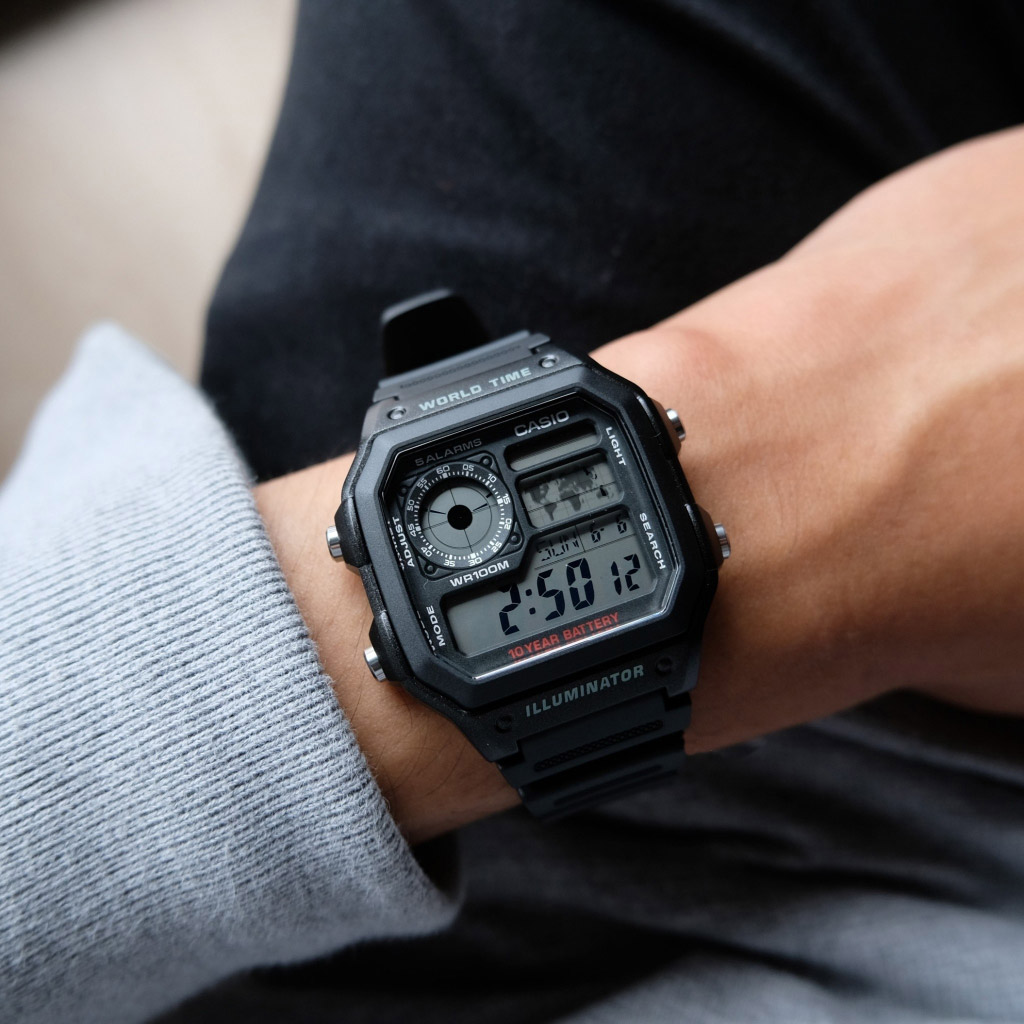 Reloj Casio AE-1200WH-1AV Clásico de Hombre - Imagen 3