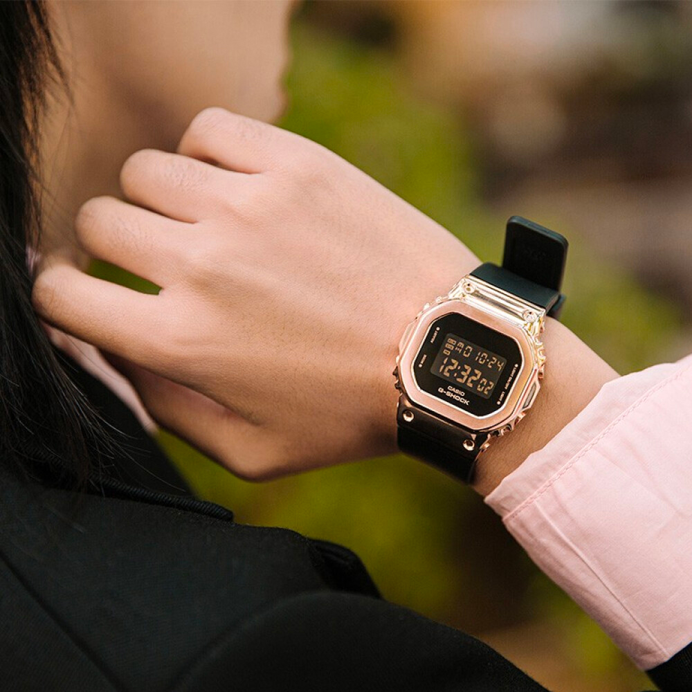 Reloj Casio G-Shock de Mujer GM-S5600PG-1 Digital - Imagen 4