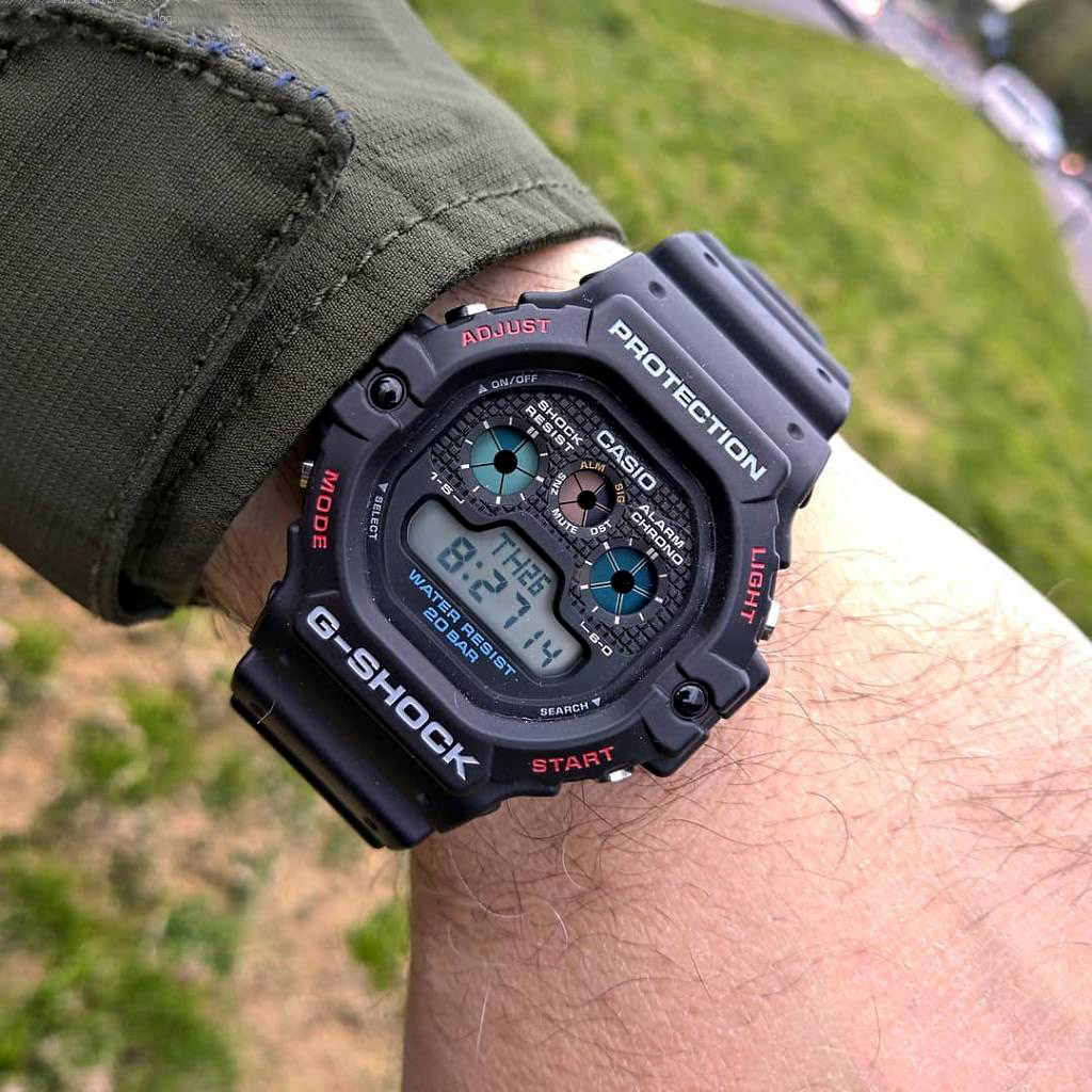 Reloj Casio G-Shock DW-5900-1 de Hombre Acuático - Imagen 5