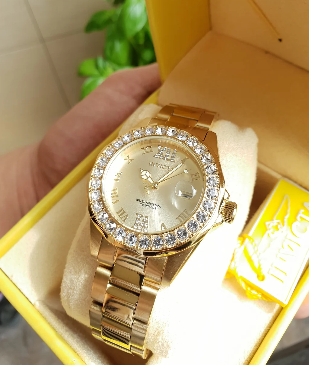 Reloj Invicta de Dama 15252 Pro Diver Dorado - Imagen 3