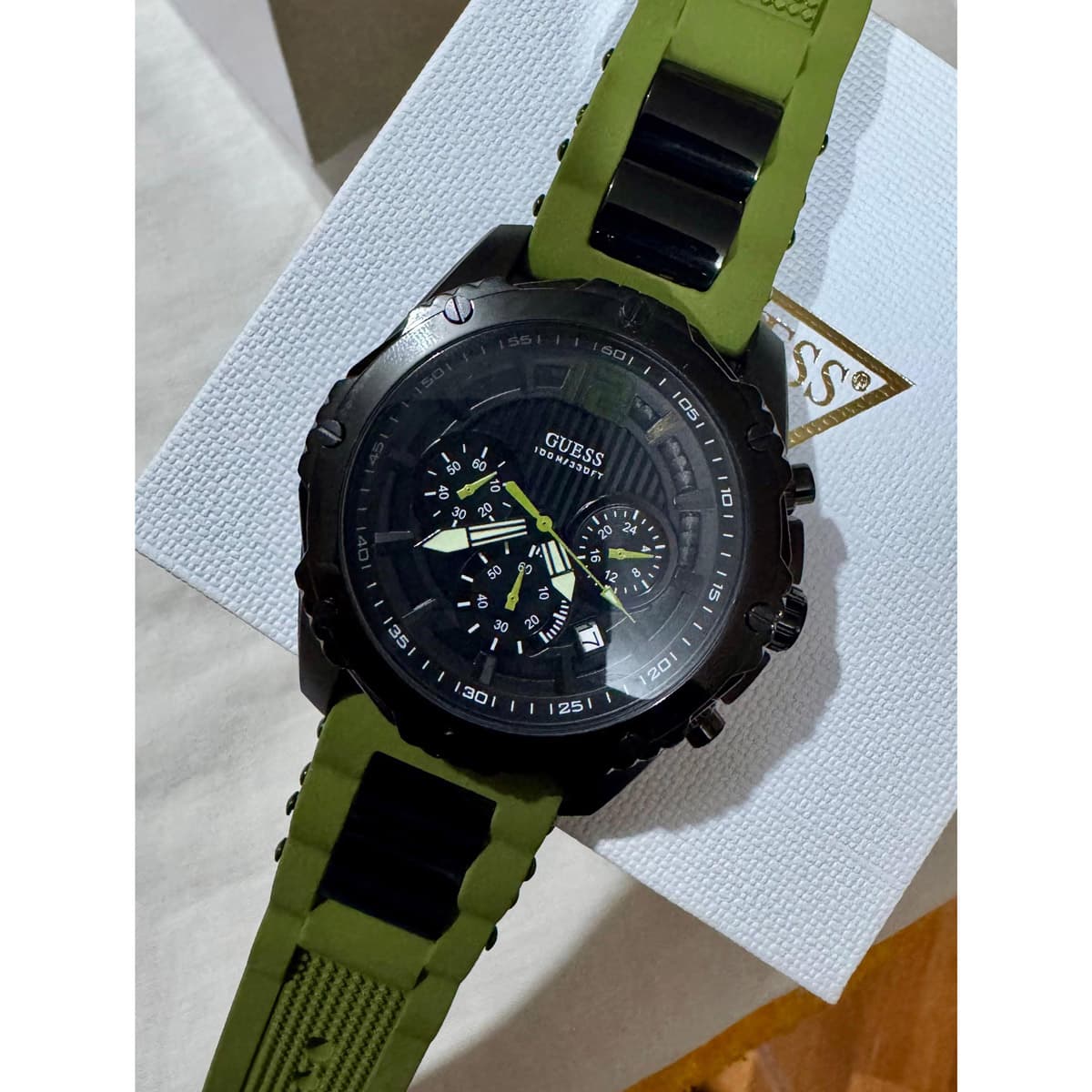 Reloj GUESS W0167G4 Deportivo Verde de Hombre - Imagen 3